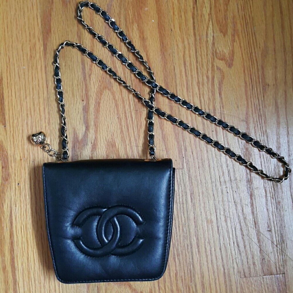 Vintage CHANEL Mini Crossbody Bag